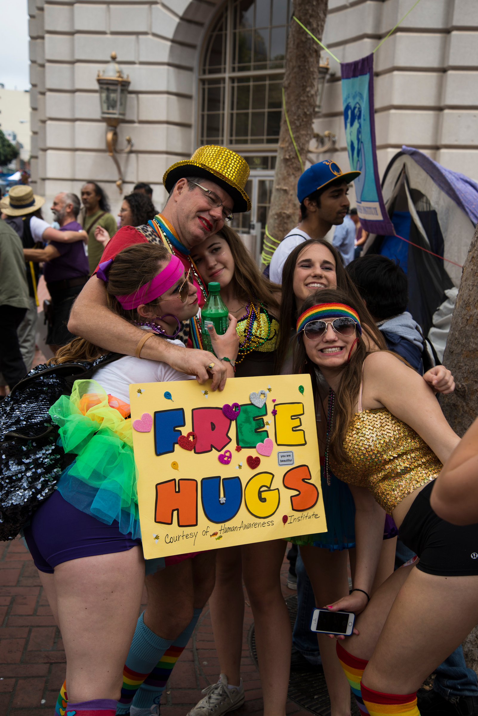 Free Hugs